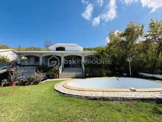  Villa � vendre 5 pi�ces 230 m�