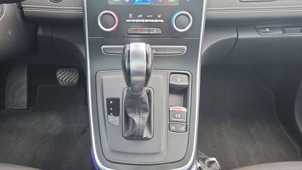 Sc&eacute;nic 1.3 Tce 140 EDC6 Business Intens - Automatique 2018 occasion 83340 Le Cannet Des Maures