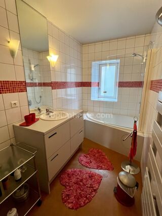  Maison à vendre 10 pièces 241 m²