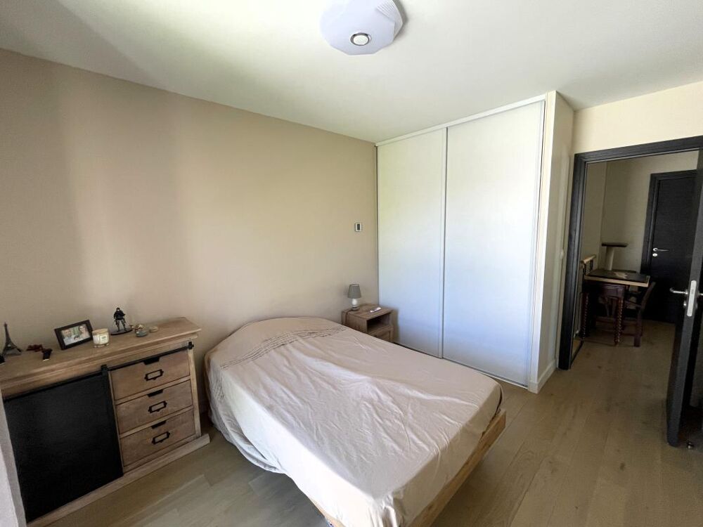 � vendre  Maison Bron (69500)