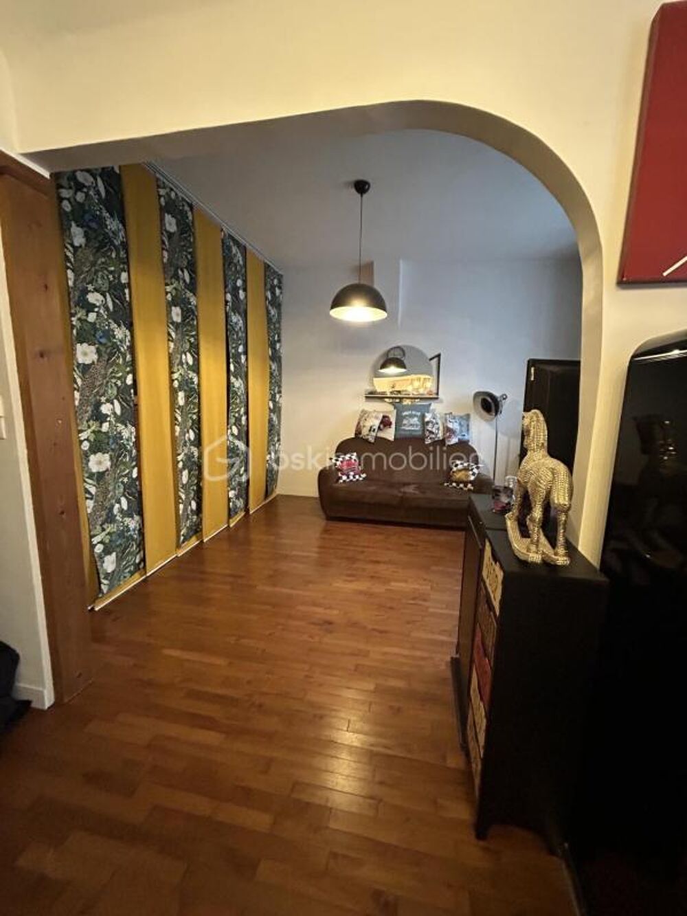 Charmant 2 pièces lumineux avec cachet  secteur recherché  153 000 €