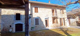 Vente Maison Longère en pierre avec dépendances  À 1h15 de Genève, 55 min de Lyon Ambleon