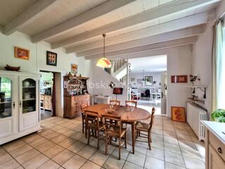  Propri�t�/ch�teau � vendre 10 pi�ces 295 m�