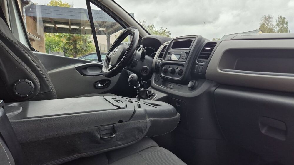 Trafic III 1.6 dCi 115 Confort L1h1 2016 occasion 22100 Brusvily
