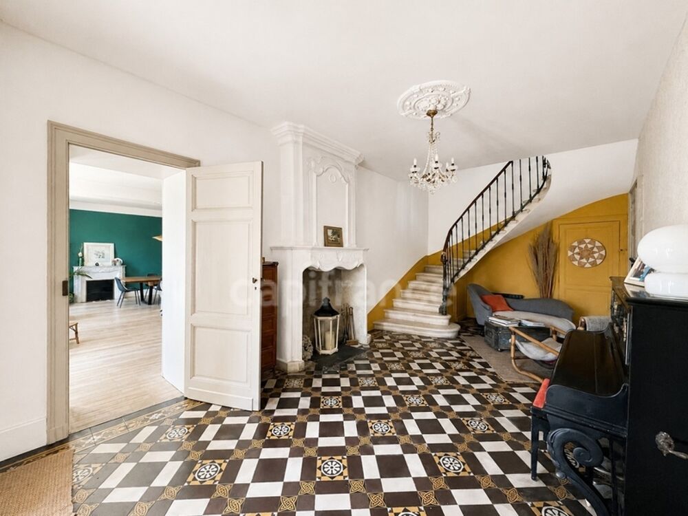 Vente Propriété/Château Demeure de caractère avec piscine au cœur de la Saintonge boisée - Montguyon (17) Montguyon