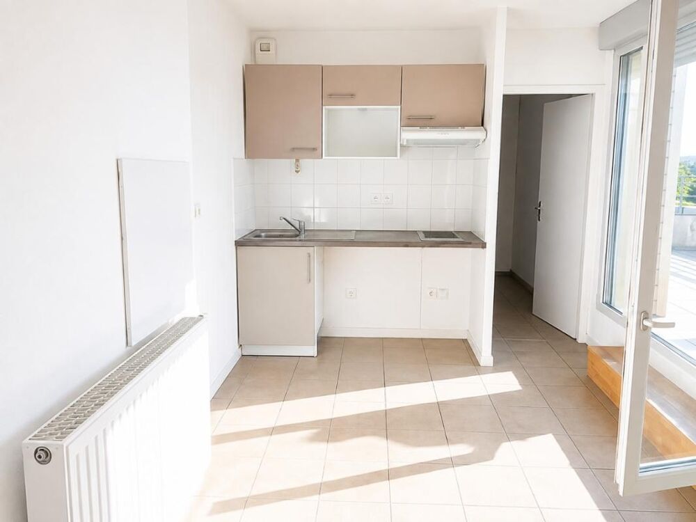 Location Appartement T1 avec terrasse et garage à TOULOUSE Toulouse