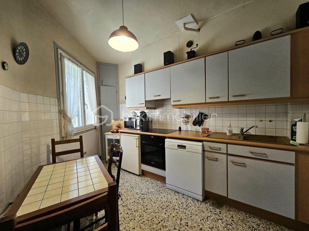 MAISON DE VILLAGE DANGLE  3 CHAMBRES  VINGRAU