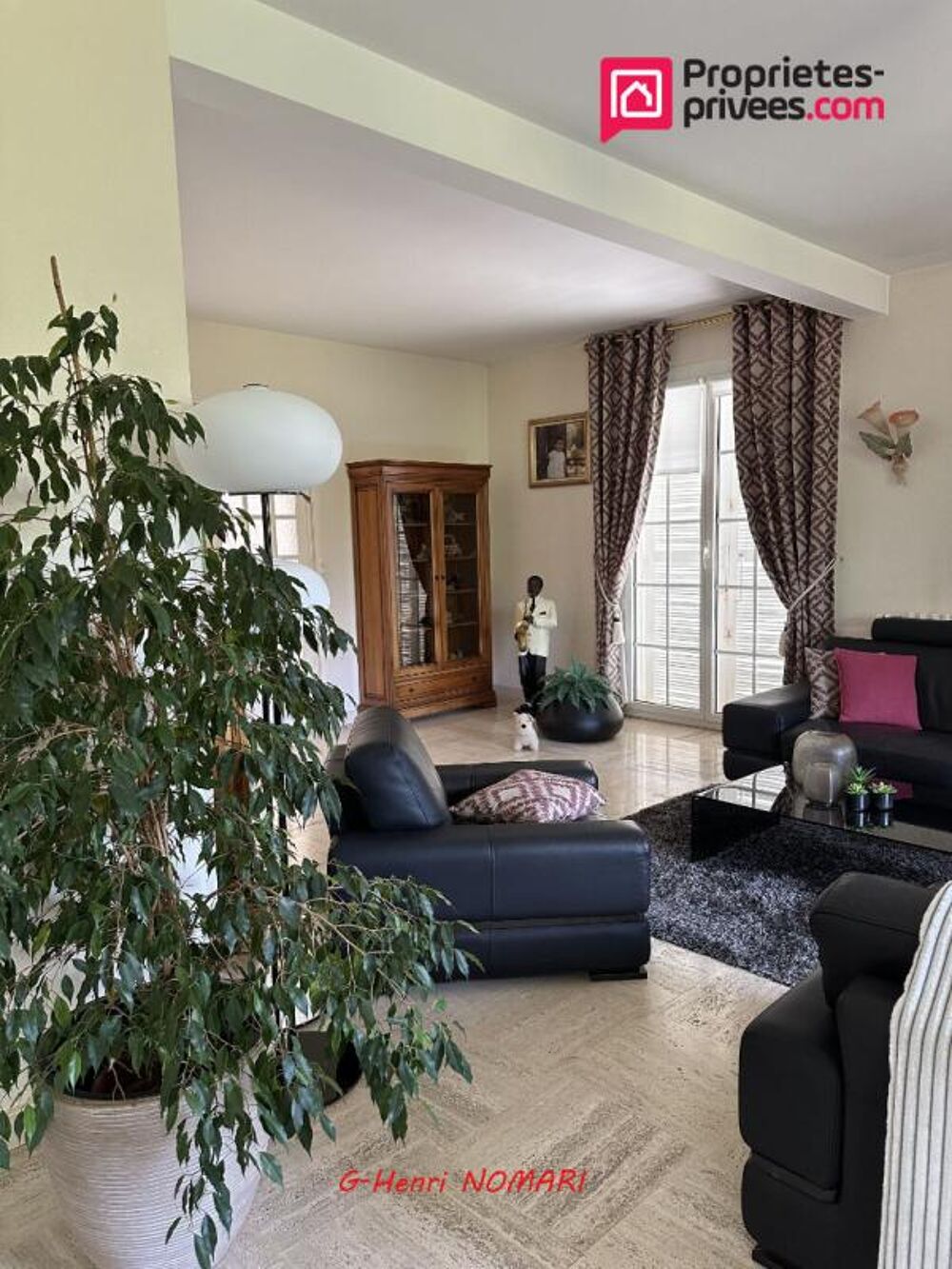 Maison Chateaubriant 10 pièce(s) 280 m2, 6 chambres , 10834m² de terrain