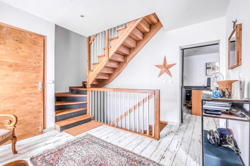 Maison 6 pièces COULOMMIERS (77)
