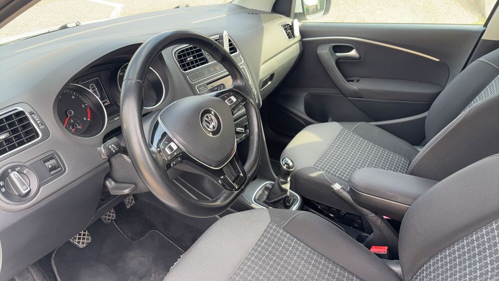 Polo soci&eacute;t&eacute; V 1.4 TDI 75 Lounge 2016 occasion 06200 Nice
