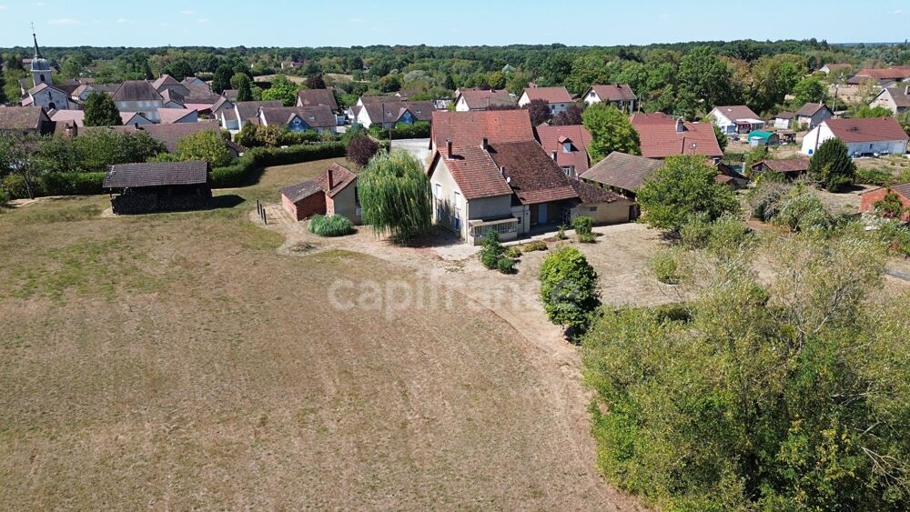 Vente Maison Longère avec 1 hectare de terrain et dépendances Commenailles