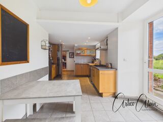  Maison à vendre 11 pièces 331 m²
