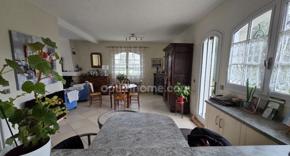 Maison de plain pied de 140m², 5 pièces, à vendre sur la commune de CESTAS (33)