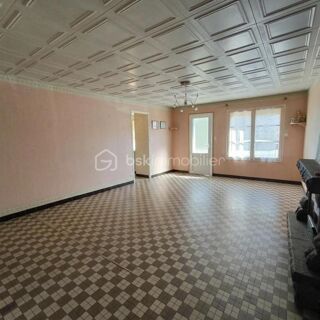  Propri�t�/ch�teau � vendre 5 pi�ces 127 m�