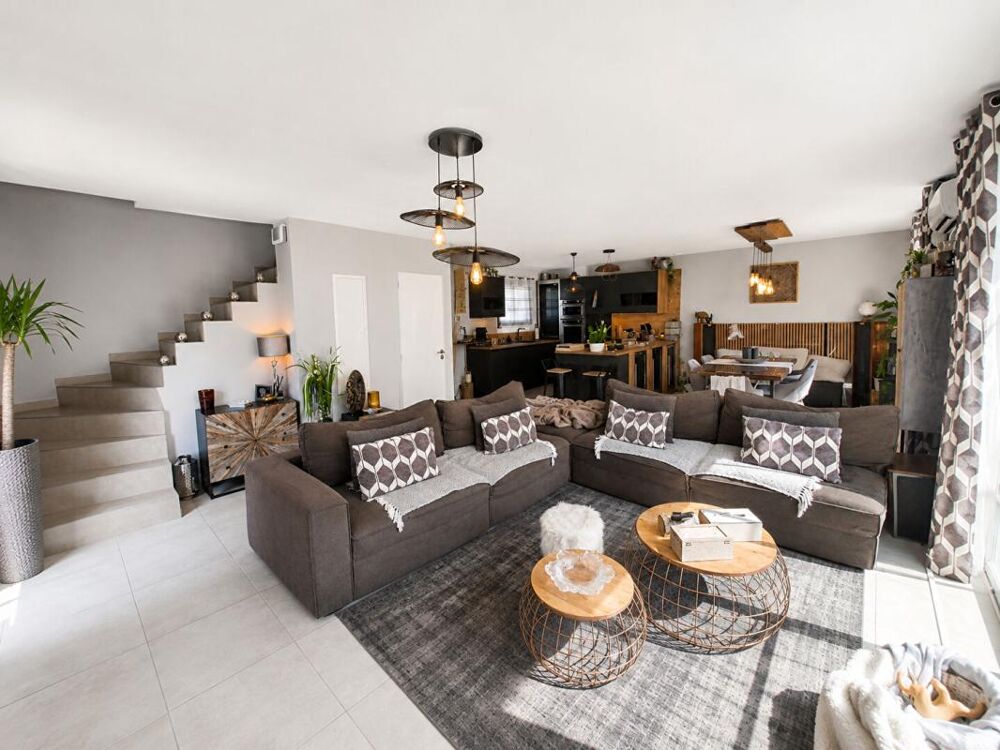 Vente Maison Maison 100 m²  - Piscine - Quartier calme Callian