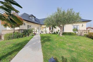  Maison � vendre 8 pi�ces 222 m�