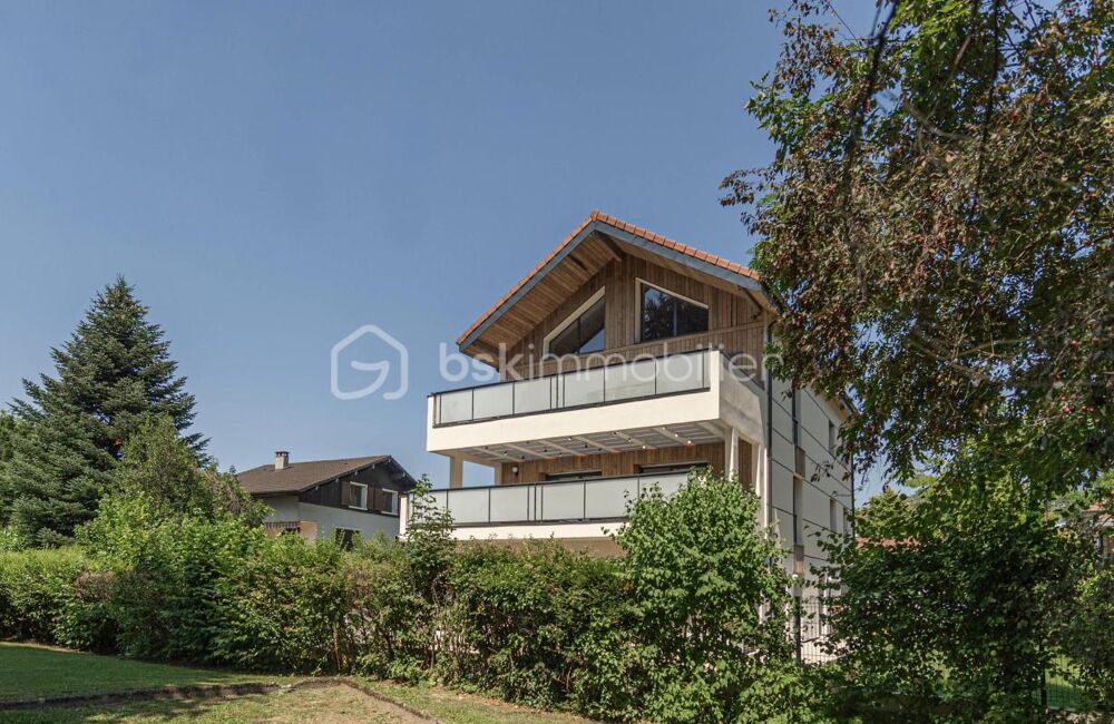 APPARTEMENT ANNECY LE VIEUX QUARTIER POMMARIES 108M2