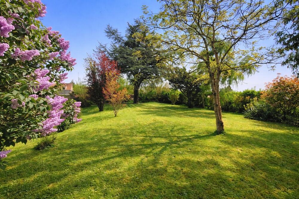 Vente Maison Propriété de 180 m² 10 minutes de VOVES Les villages voveens