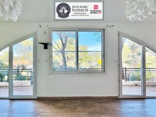  Villa  vendre 9 pices 200 m