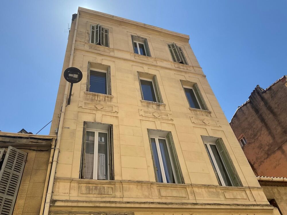Location Appartement ***A LOUER...LE CAMAS…2 PIECES 38M²..TRAVERSANT…3 FENETRES...LUMINEUX...CAVE...PROCHE TRAM ET COMMERCES*** Marseille 5