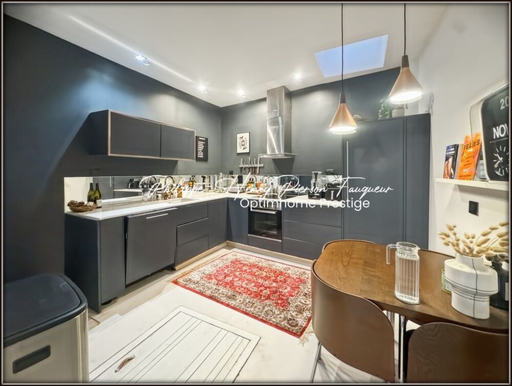Vente Maison Maison classée Monument Historique (1667) – 65 m² – 2 chambres – Terrasse – Cave Vieux LILLE (59800 59000) Lille