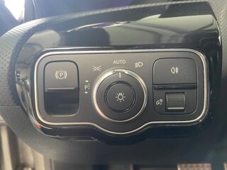 Classe A 200 d 8G-DCT AMG Line 2021 occasion 17139 Dompierre-sur-Mer