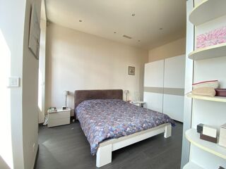  Appartement � vendre 4 pi�ces 147 m�