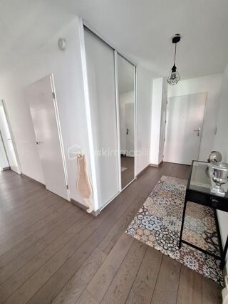  Appartement  vendre 3 pices 77 m
