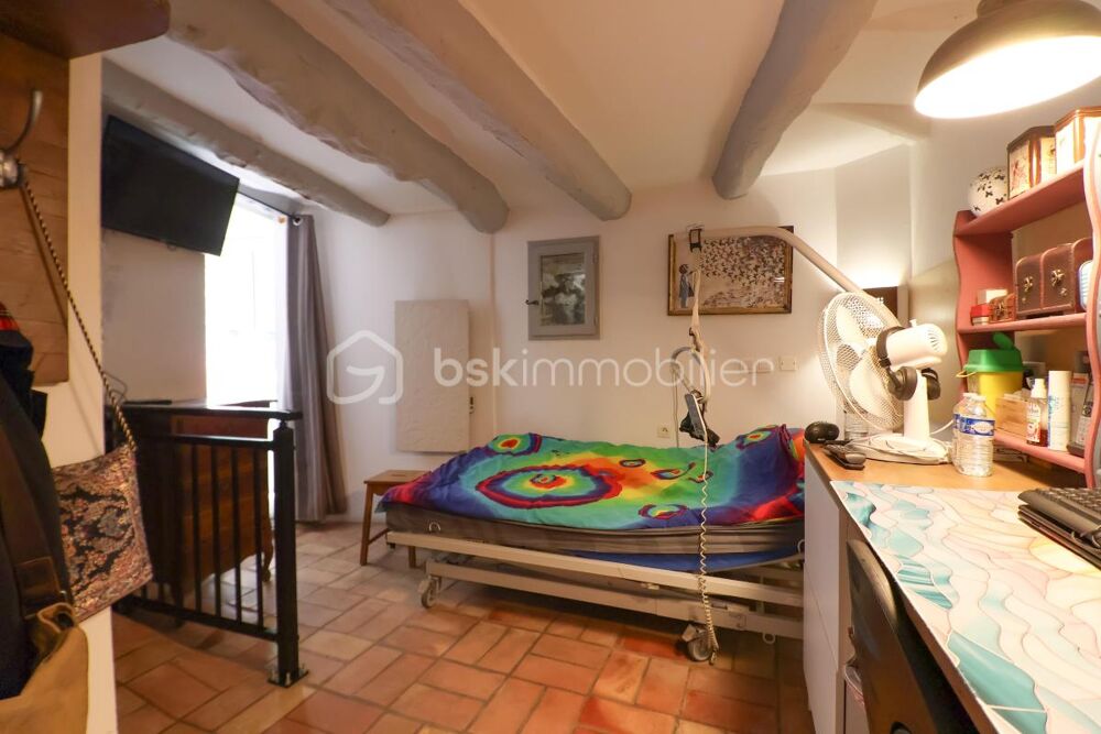 Vente Maison Maison de village 68 m² avec combles et terrain Cabrieres