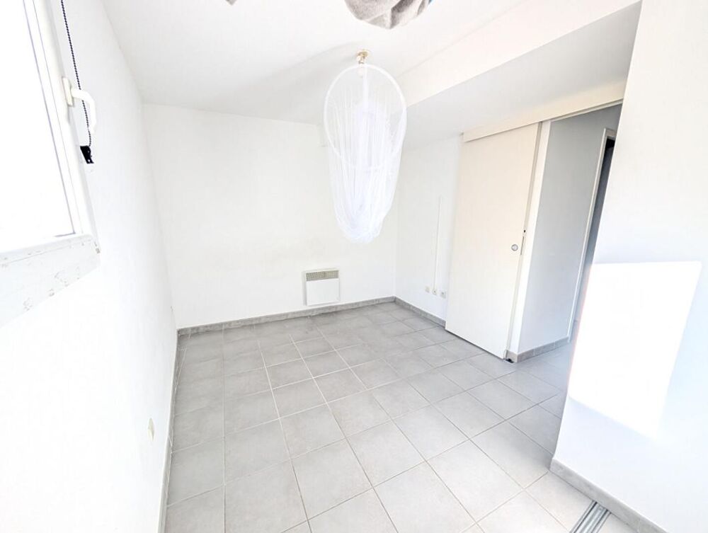 Location Appartement À louer - Charmant T2 de 40 m² à Saint-Chamas - 680 /mois Saint chamas