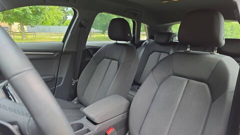 A3 1.5 TFSI 150 S-Tronic 7 Buisness - Automatique Entretien con 2024 occasion 95000 Cergy