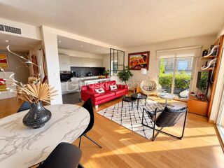 Vente Appartement CANNES OXFORD - APPARTEMENT 3 PCES 82M² -  VUE MER PANORAMIQUE - TERRASSE 28M² - CALME - PARKING Cannes