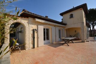  Maison � vendre 8 pi�ces 229 m�