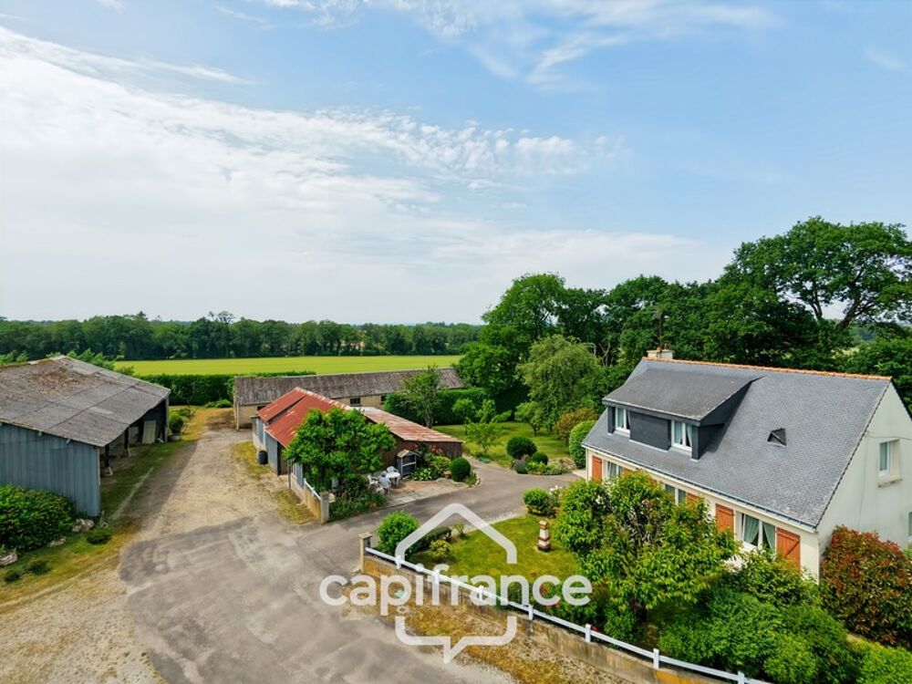 PROPRIÉTÉ AVEC MAISON, HANGAR DE 360 M², NOMBREUSES DÉPENDANCES ET 6 280 M² DE TERRAIN  ENVIRONNEMENT NATUREL À KERFOURN, À PRO