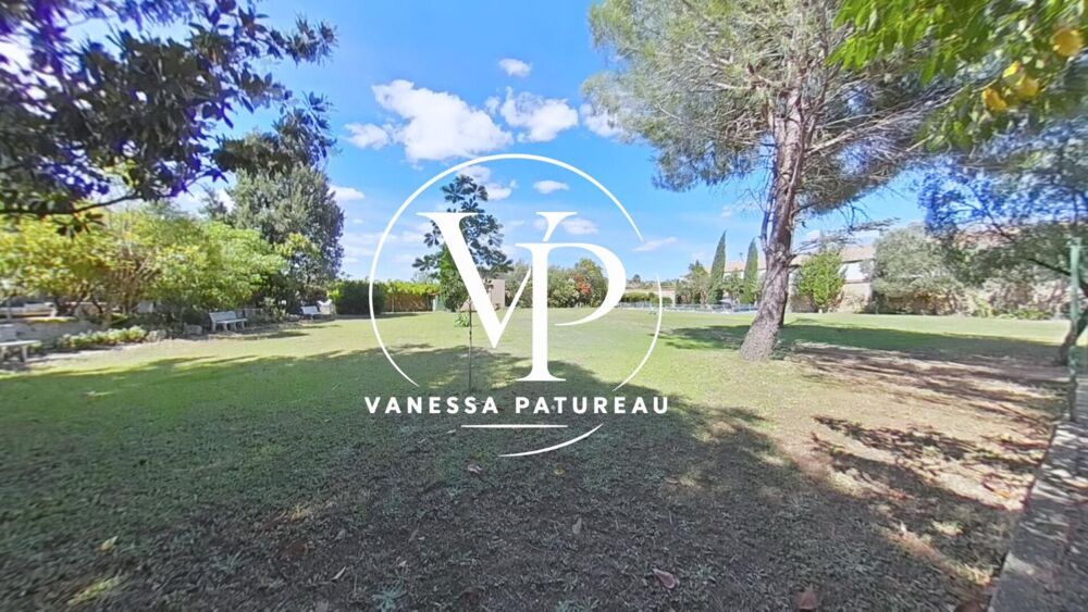 Propriété Ouveillan - 402 m² habitables - Piscine & dépendances
