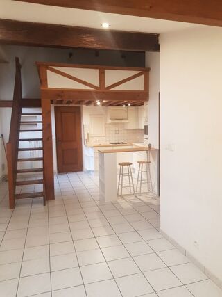  Appartement à louer 1 pièce 37 m²