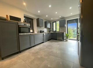  Maison � vendre 5 pi�ces 150 m�