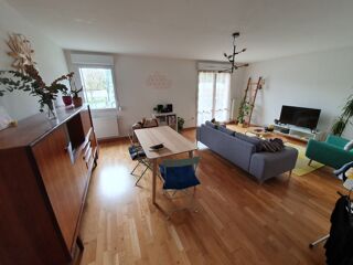  Appartement à louer 3 pièces 78 m²