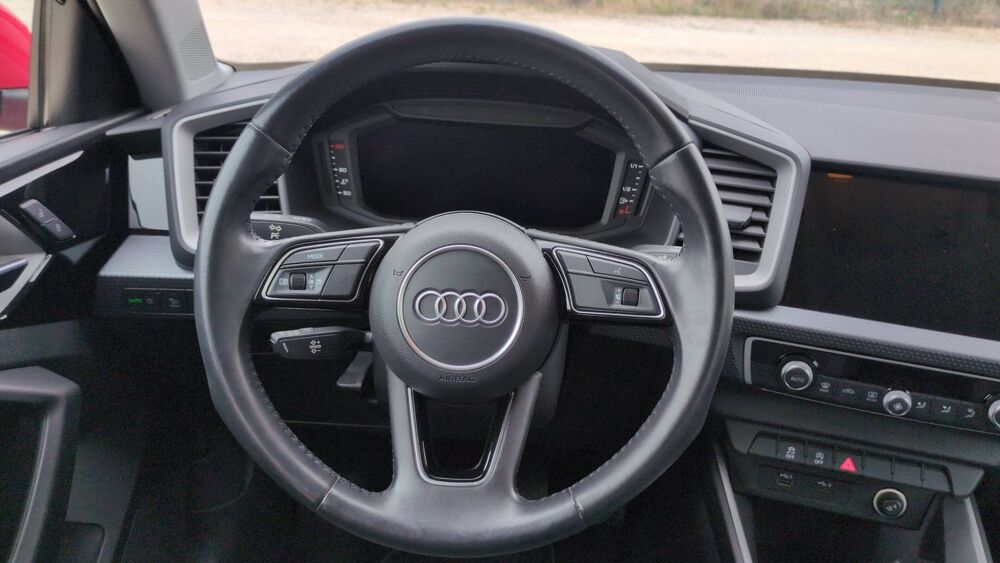 A1 1.0 TFSI 95 S-Tronic 7 Advanced - Automatique 2020 occasion 45000 Orleans