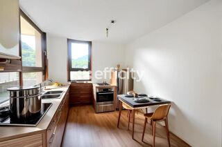  Appartement à vendre 4 pièces 83 m²
