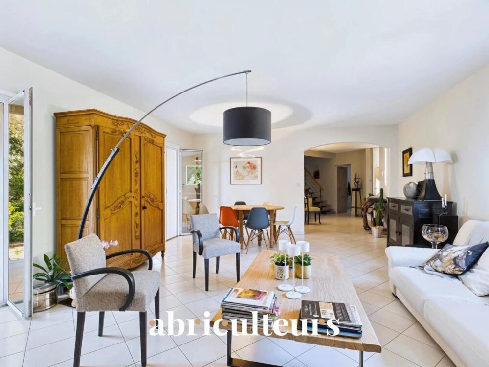 à vendre  Maison Cheval-Blanc (84460)