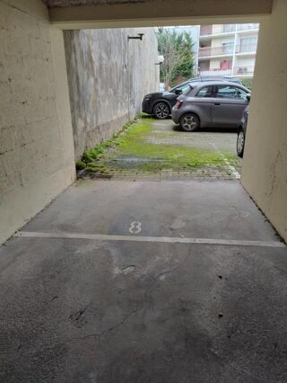  Parking / Garage � vendre 12 m�