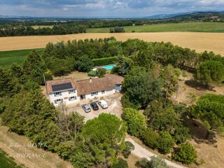  Propriété/château à vendre 6 pièces 180 m²