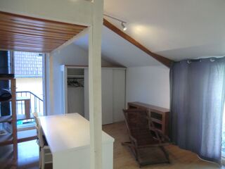  Appartement à louer 1 pièce 20 m²