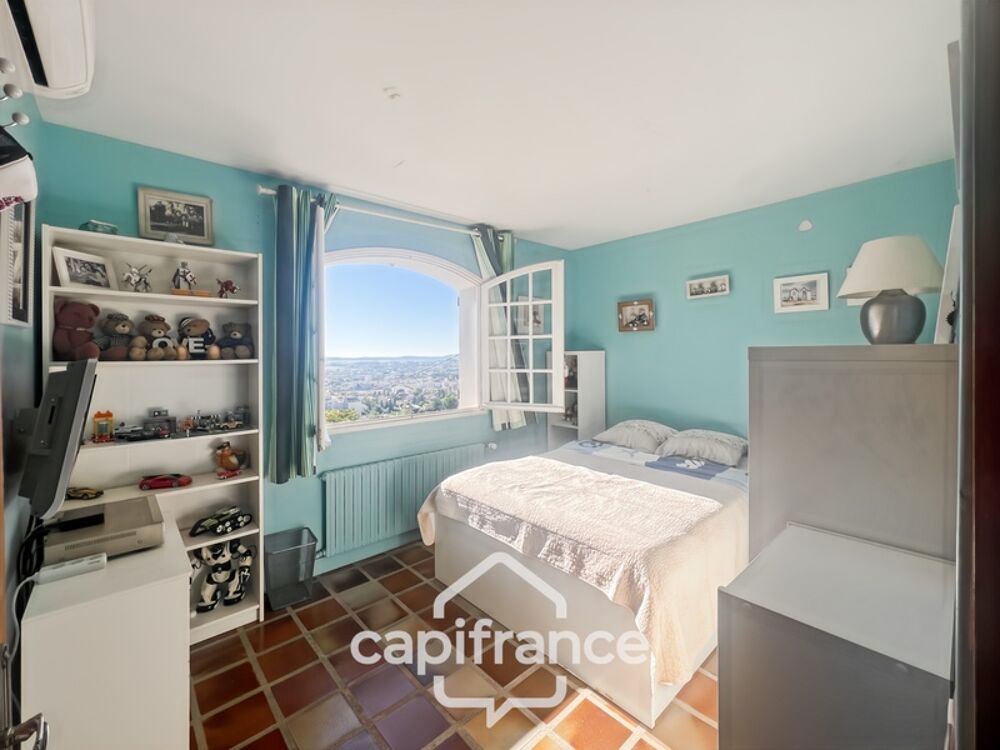 � vendre  Villa Hy�res (83400)