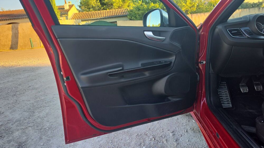 Giulietta III 1750 TBI 230 Quadrifoglio Verde 2012 occasion 84380 Mazan
