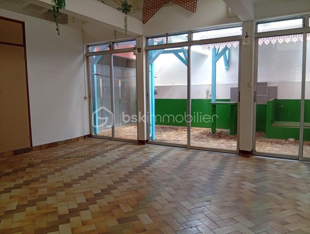 Vente Maison ENSEMBLE IMMOBILIER AUX MULTIPLES POSSIBILITÉS Pointe noire