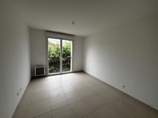  Appartement à louer 2 pièces 43 m²