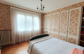  Maison  vendre 7 pices 180 m