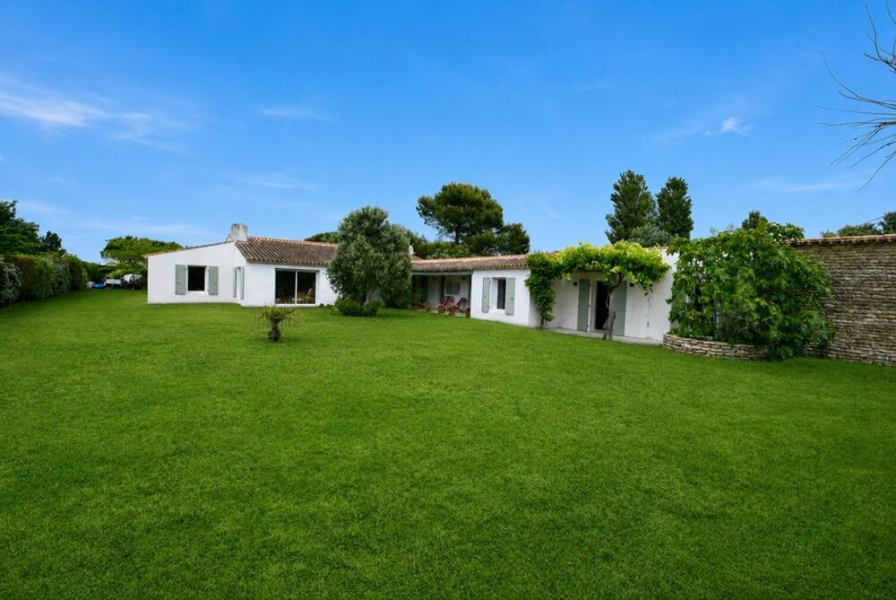 Maison à vendre 9 pièces LES PORTES EN RE (17), 7 chambres, à 2' des plus belles plages